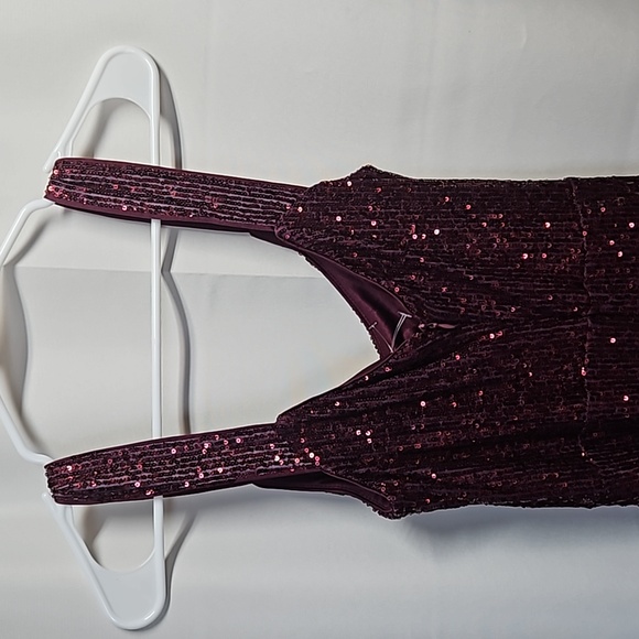 Laundry by Shelli Segal Wine Sequined Formal Dress Sz 10 NWT - Picture 6 of 7